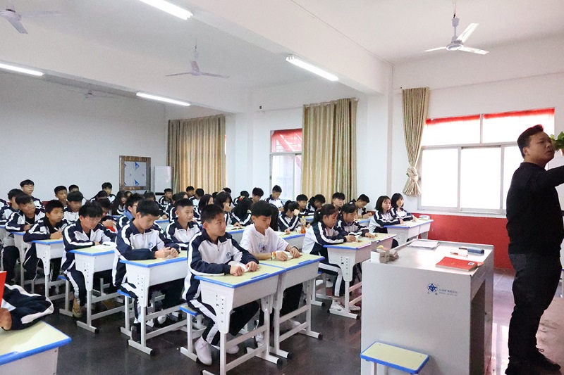 青少年叛逆教育