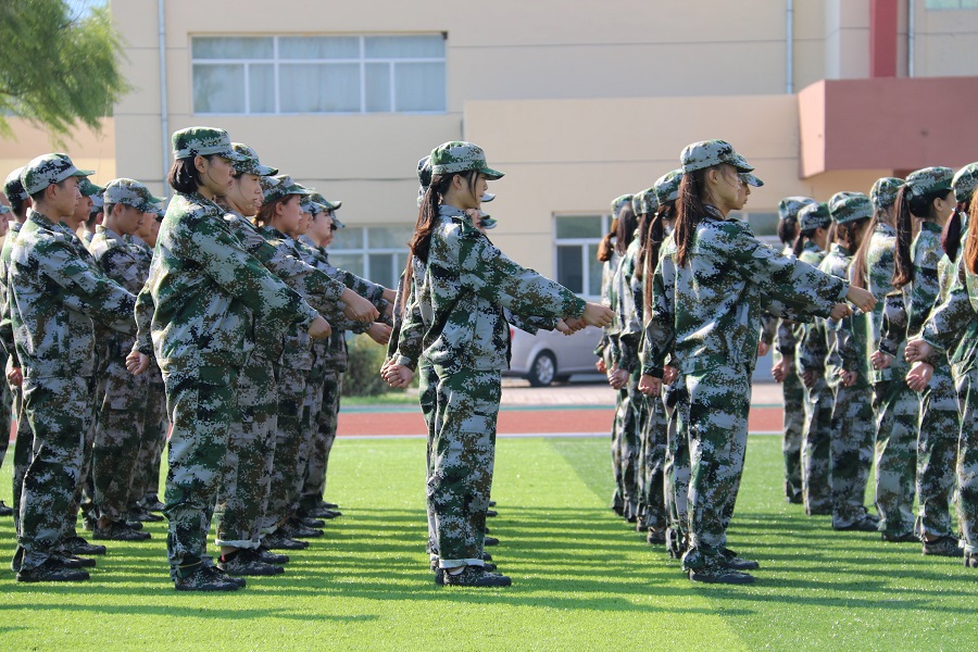 叛逆教育学校