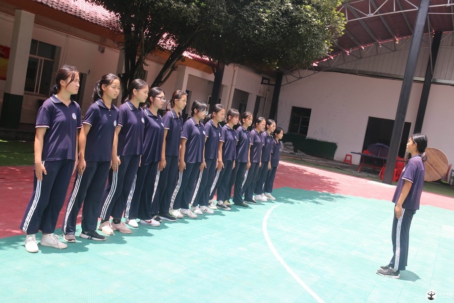 叛逆教育学校