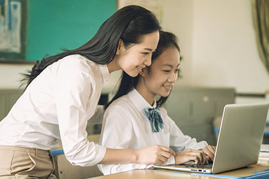 了解学员意向和考试成绩目标，由课程顾问给予学员备考建议。