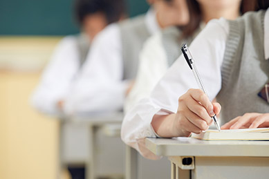 全真模拟题测试，出具报告和分析，为学员选择适合的课程。