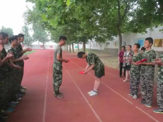 叛逆教育机构