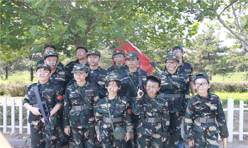 八一军事训练营