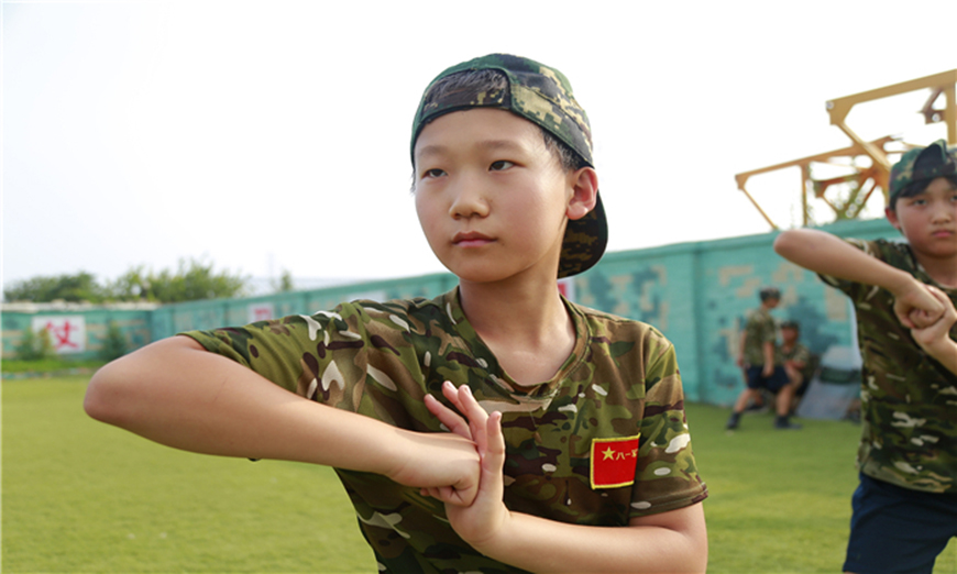 八一军事训练营