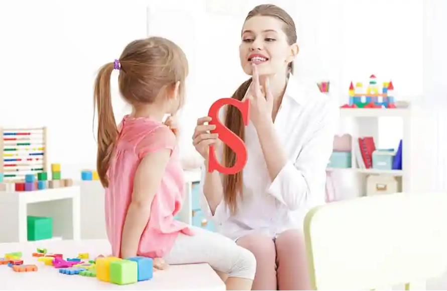 东方启音儿童语言康复