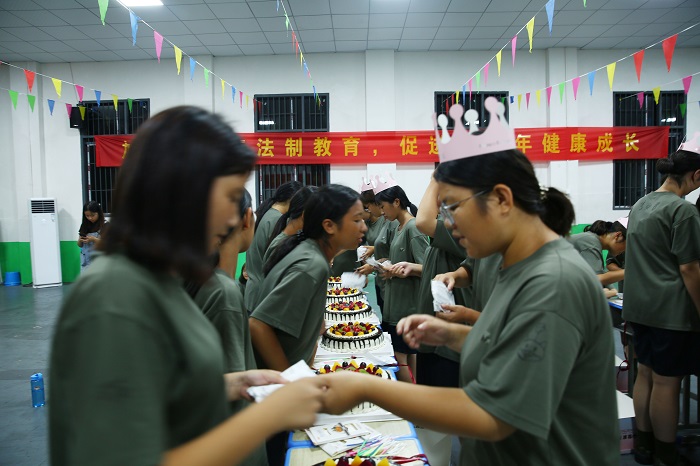 正苗启德叛逆学校